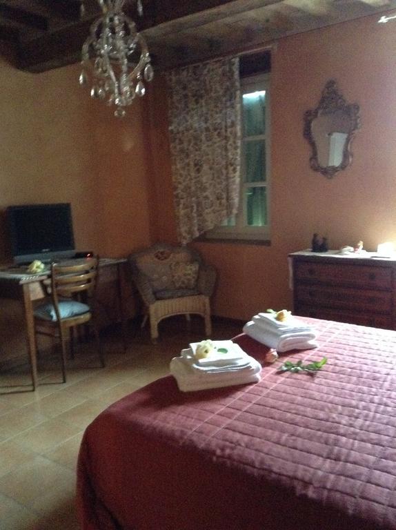 Agriturismo Il Gelso Traversetolo Eksteriør bilde